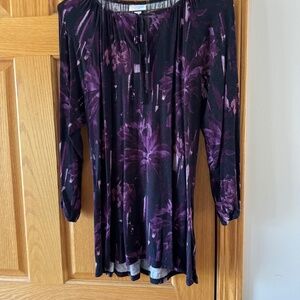 Lu La Roe Top Purpes - Size  Small - NWOT